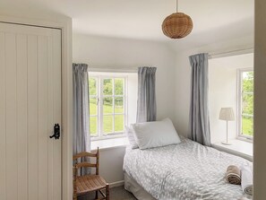3 quartos, Wi-Fi de cortesia, roupa de cama