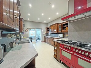 غسالة أطباق، مستلزمات طهي/أطباق/أوعية