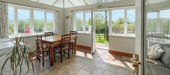 10 soverom innkvartering i Tregaron, near Aberystwyth