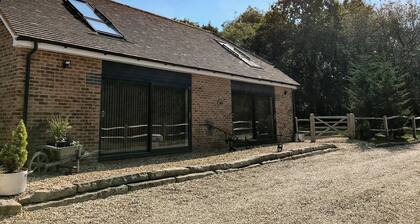 3 bedroom accommodation in Farnham