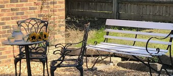 3 bedroom accommodation in Farnham