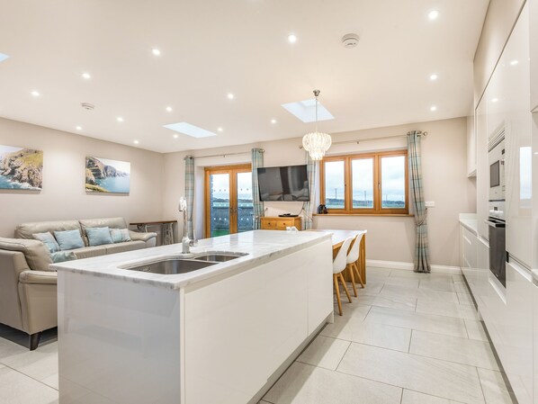 食器洗い機、ハイチェア