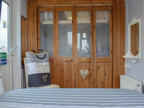 1 camera, Wi-Fi gratuito, lenzuola