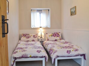 3 quartos, Wi-Fi de cortesia, roupa de cama