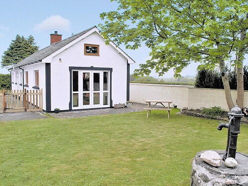 3 bedroom accommodation in Nebo, near Aberaeron