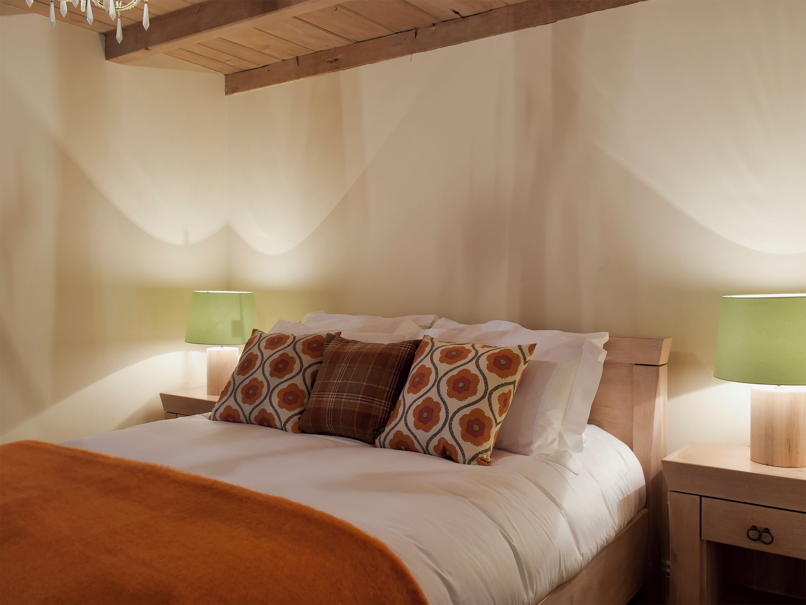 6 chambres, Wi-Fi gratuit, draps fournis