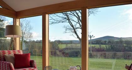 6 bedroom accommodation in Eglwyswrw, near Cardigan