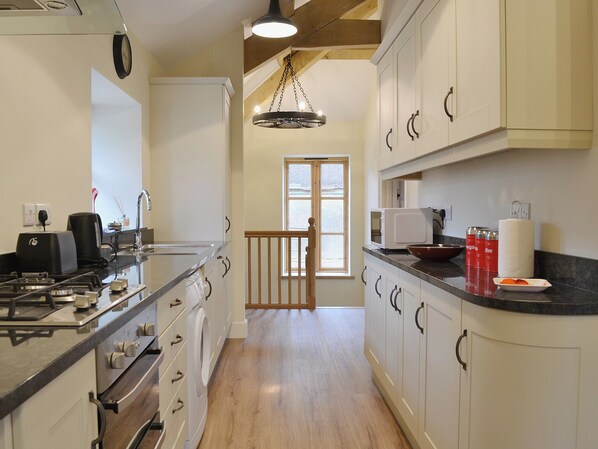 Dishwasher - 3 bedroom accommodation in Lurley, near Tiverton (Lurley, near Tiverton)