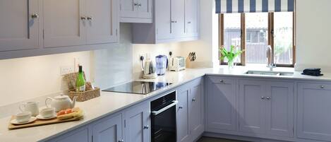 غسالة أطباق، كرسي للأطفال