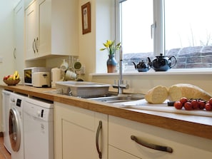 Dishwasher - 2 bedroom accommodation in Aspatria (Aspatria)
