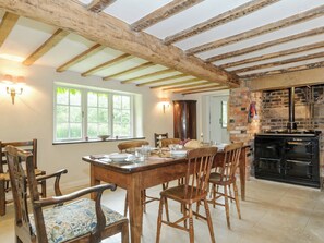 Dining - Ideal for couples or friends holidaying together. (Stitchcombe, near Marlborough)