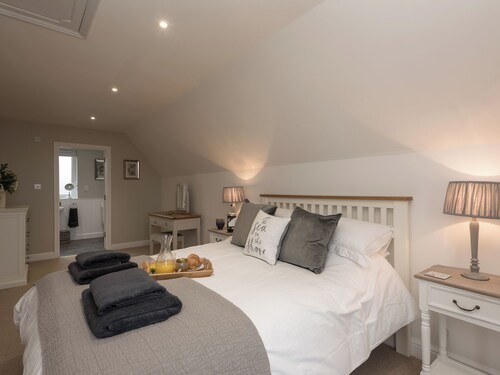 3 bedroom accommodation in Gorleston-on-Sea
