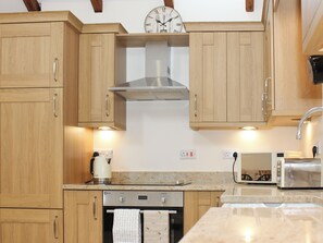 Geschirrspüler, Hochstuhl