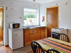 High chair - 1 bedroom accommodation in Isle Brewers, near Taunton (Isle Brewers, near Taunton)