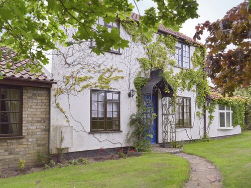 Alojamiento de 3 habitaciones en Oulton Broad, near Lowestoft