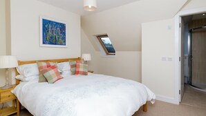 3 habitaciones, wifi gratis y ropa de cama 