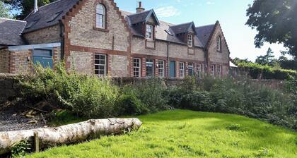 3 bedroom accommodation in Alloway, near Ayr