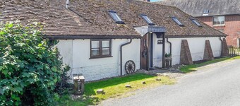 2 soverom innkvartering i East Burton, near Wool