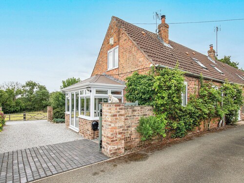 3 bedroom accommodation in Huggate, near York