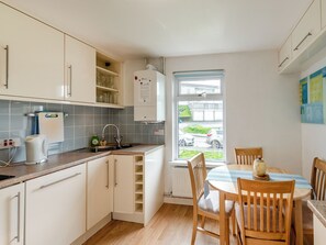 Dishwasher, high chair