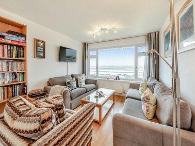 2 bedroom accommodation in Appledore, Bideford
