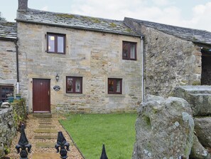 Exterior - 2 bedroom accommodation in Harrop Fold, near Clitheroe (Harrop Fold, near Clitheroe)