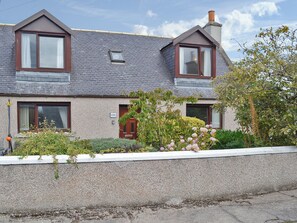 Exterior - 2 bedroom accommodation in Fishertown, Nairn (Fishertown, Nairn)
