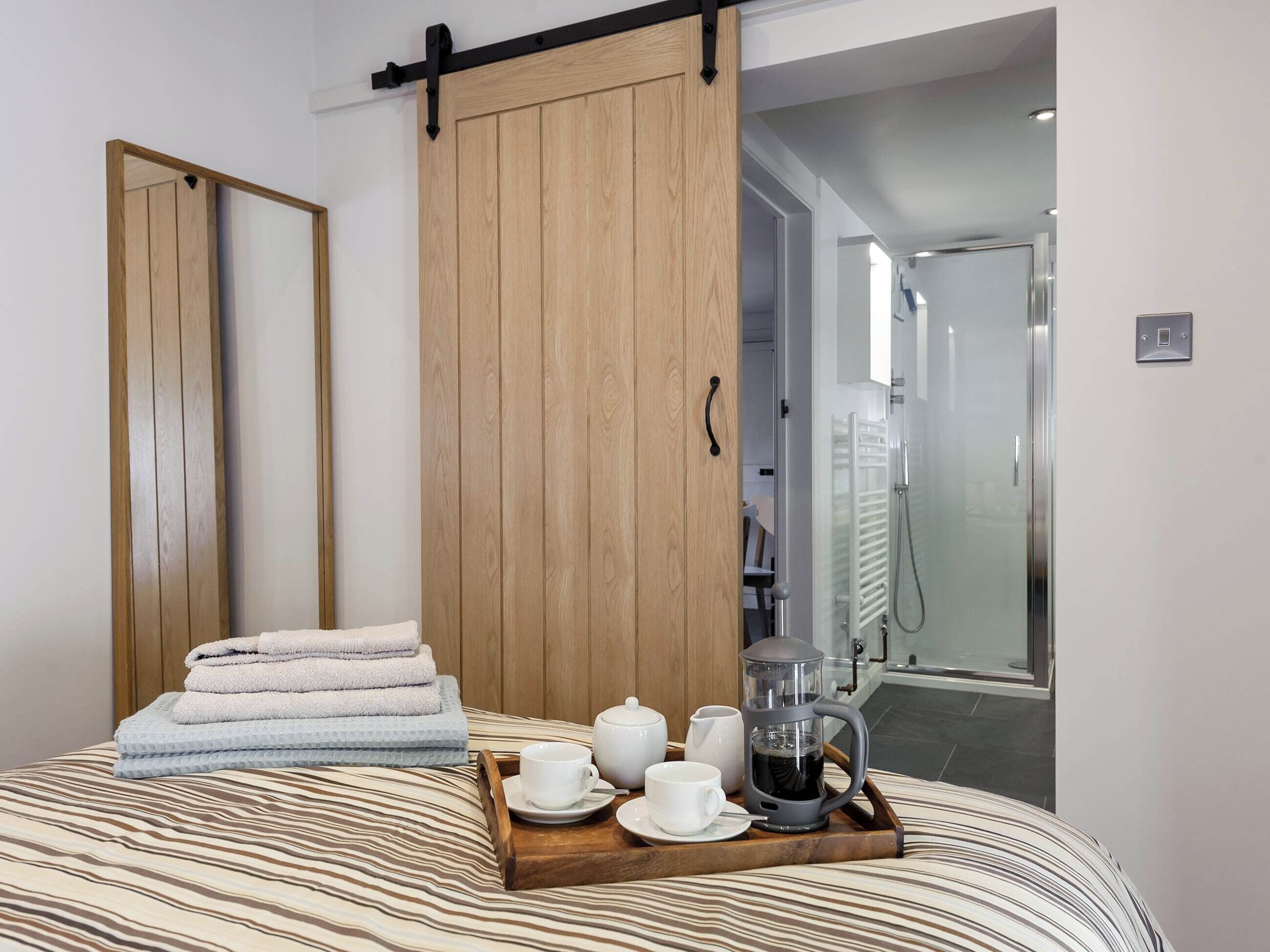 2 chambres, Wi-Fi gratuit, draps fournis