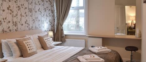 2 chambres, accĂšs au Wi-Fi (inclus), literie fournie