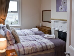 2 chambres, accès au Wi-Fi (inclus), literie fournie
