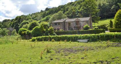 4 bedroom accommodation in Heptonstall, near Hebden Bridge