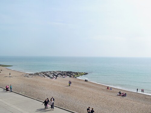 2 makuuhuoneen majoitus Rottingdeanissa, lähellä Brightonia