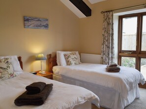 2 bedrooms, free WiFi, bed sheets