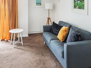 Living area - Valley Truckle Bungalow (Valley Truckle, near Tintagel)