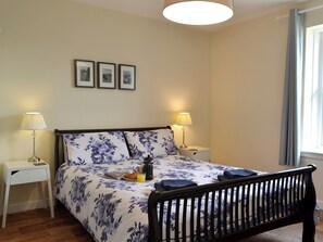 3 chambres, Wi-Fi gratuit, draps fournis
