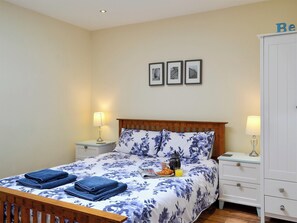 3 habitaciones, wifi gratis y ropa de cama 