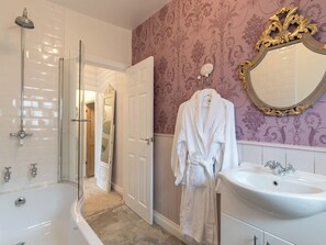 Towels - Brewery House Cottage (Bishop Middleham, near Durham)
