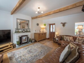 Fireplace - 2 bedroom accommodation in Fence, near Burnley (Fence, near Burnley)