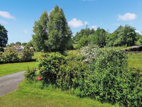 3 bedroom accommodation in Salterforth, near Barnoldswick