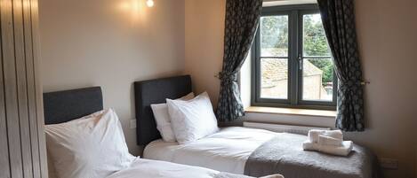 2 bedrooms, free WiFi, bed sheets