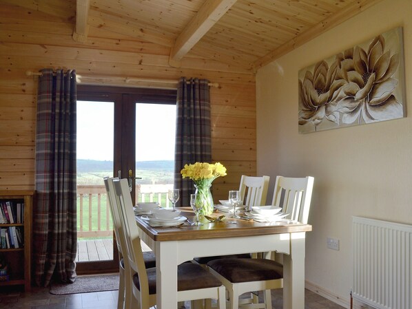 Dining - 2 bedroom accommodation in Bromlow, near Minsterley (Bromlow, near Minsterley)