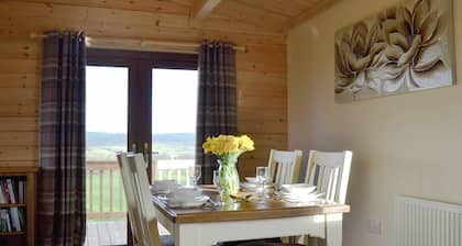 2 bedroom accommodation in Bromlow, near Minsterley