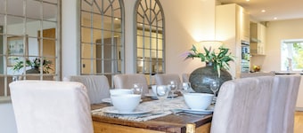 5 soverom innkvartering i Somerford Keynes