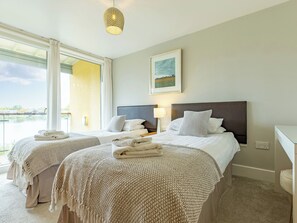 5 Schlafzimmer, kostenloses WLAN, Bettwäsche