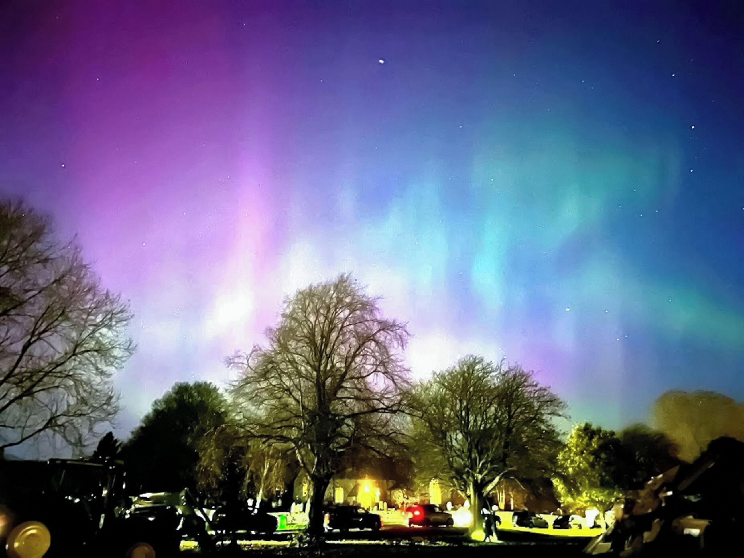 Een nachthemel met het noorderlicht.