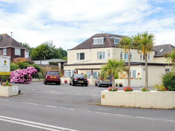 Exterior - 3 bedroom accommodation in Maidencombe, near Torquay (Maidencombe, near Torquay)