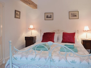 4 camere, Wi-Fi gratuito, lenzuola