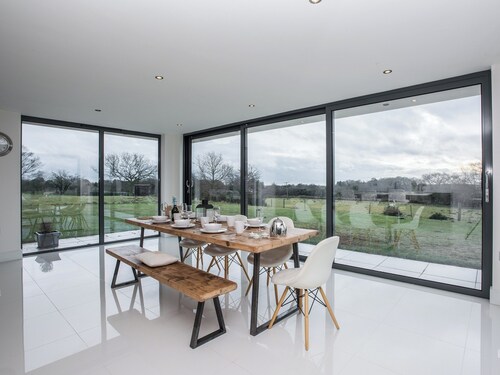 3 bedroom accommodation in Roughton, near Cromer