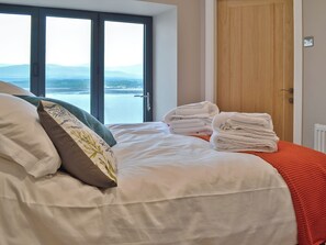 3 habitaciones, wifi gratis y ropa de cama 