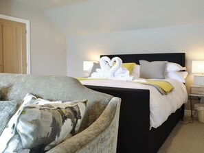 3 bedrooms, free WiFi, bed sheets